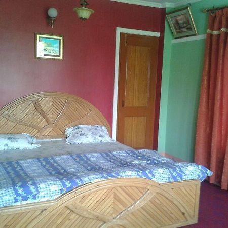 Asif Guesthouse Srinagar (Jammu and Kashmir) Room photo